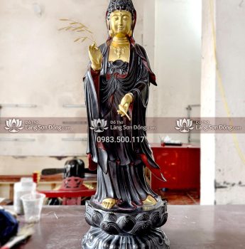 Tượng Quan Thế Âm Bồ Tát sơn thếp giả cổ (tượng dáng đứng)