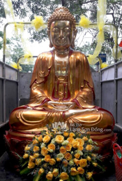 tượng Phật A Di Đà sơn son thép vàng