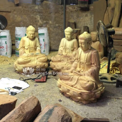 Mẫu tượng Tam Thế Phật bằng gỗ mít