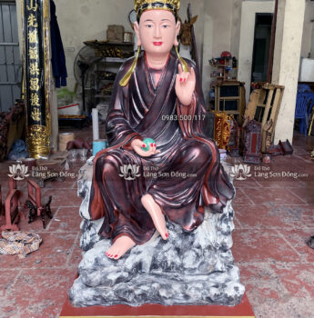 Tượng Quan Âm Toạ Sơn dáng cổ, sơn thếp giả cổ