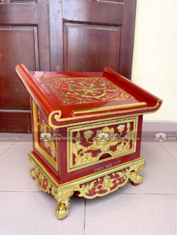 Bàn Tụng Kinh