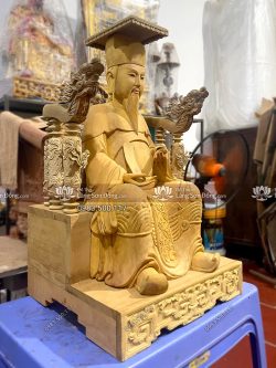 Tượng Vua Cha Ngọc Hoàng