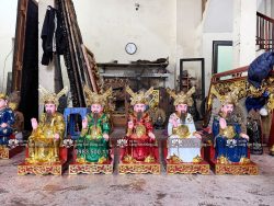 Tượng Ngũ Vị Tôn Quan