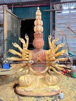 Tượng Phật Thiên Thủ Thiên Nhãn Chùa Bút Tháp