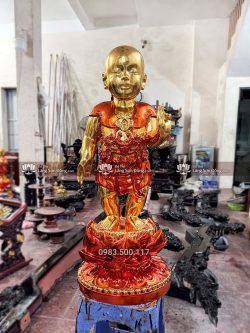 Tượng Thích Ca đản Sanh