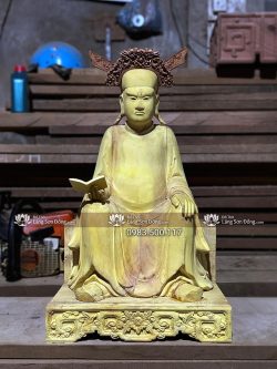 Tượng Trần Triều đức Thánh Trần