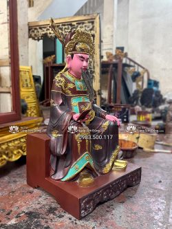 Tượng Trần Triều đức Thánh Trần
