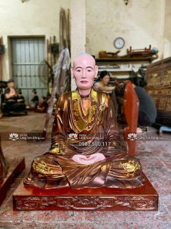 Tượng Tổ Chùa