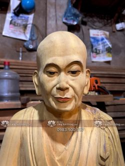 Tượng Tổ Ta